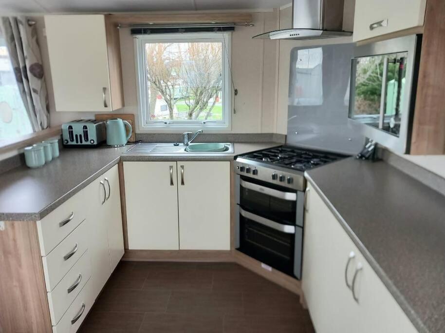 Lagooncombe Modern And Cosy Holiday Home Haverigg Kültér fotó